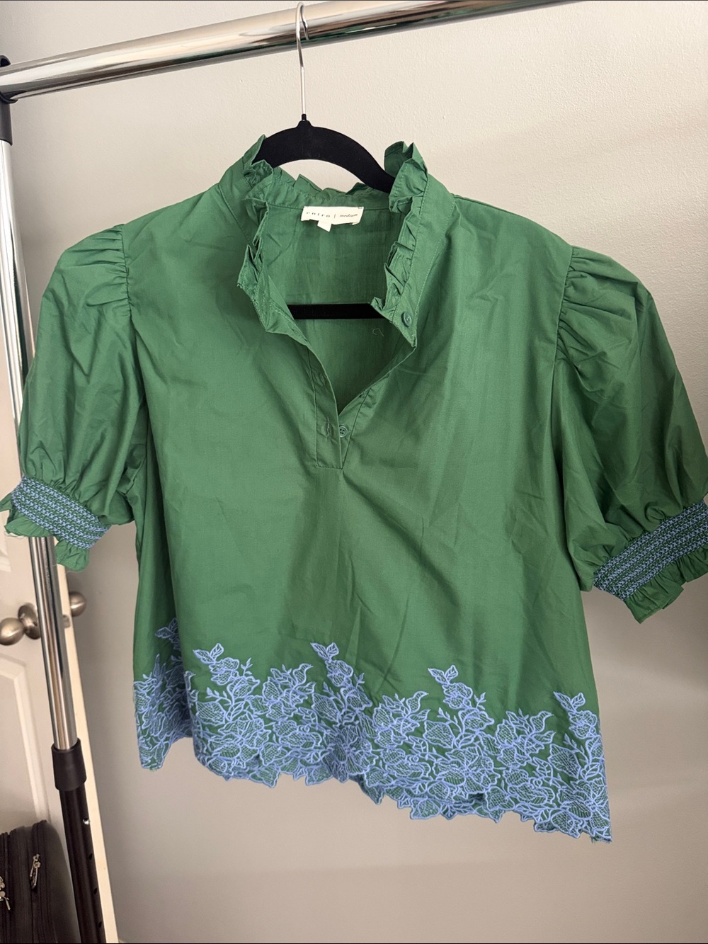 Entro (Avara) Green Puff Sleeve Blouse with Blue Floral Embroidery